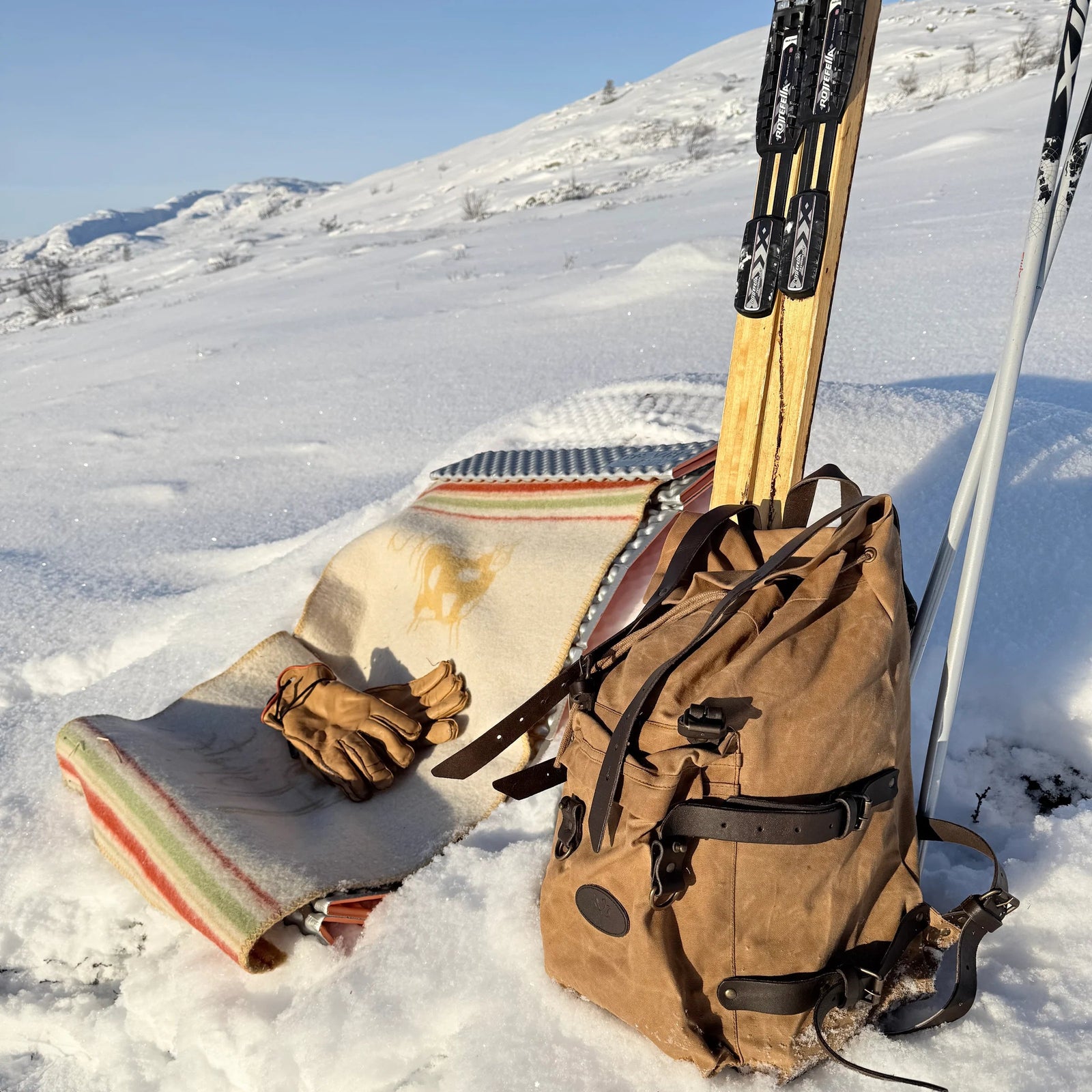 Sekken - Tursekk i skinn og vokset canvas