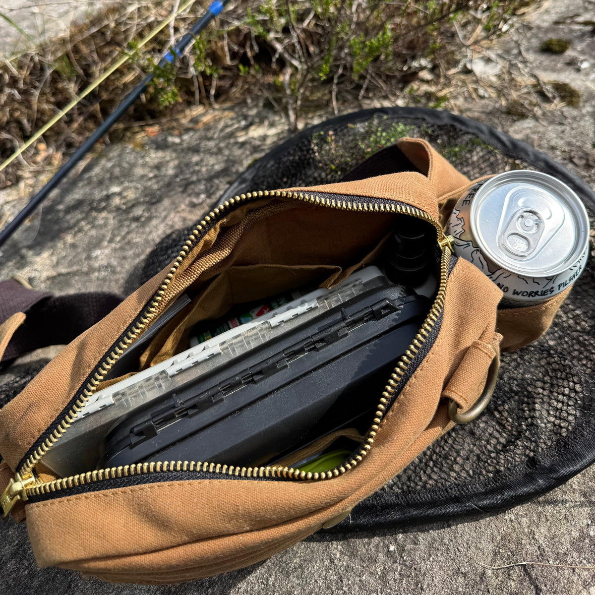 Marka - Hip-pack i vokset canvas