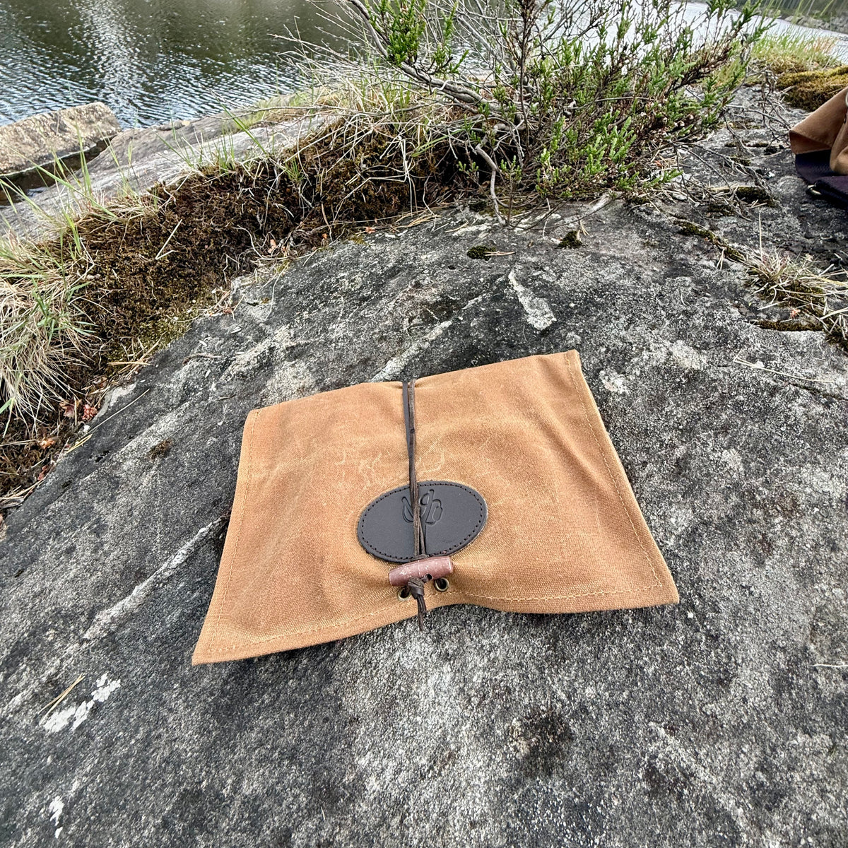 Hobostove Sleeve i lett voksa canvas
